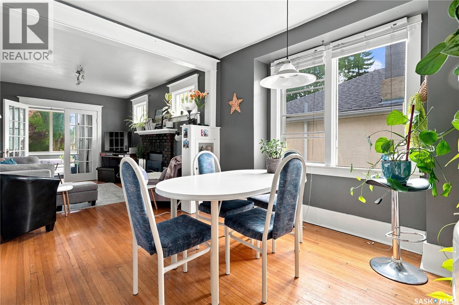 179 Angus CRESCENT - 13