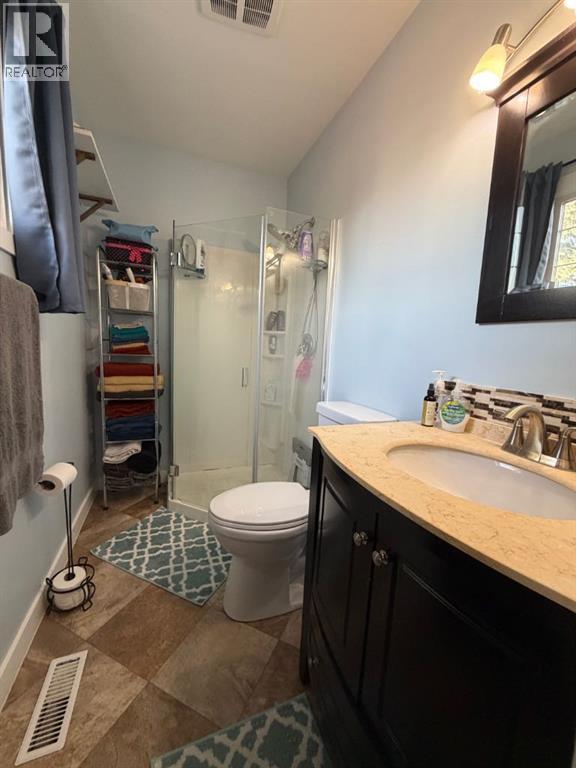 505 12 Avenue SE - Image 10