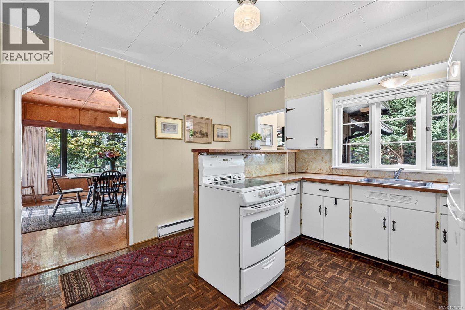 1390 Laurel Rd - 17