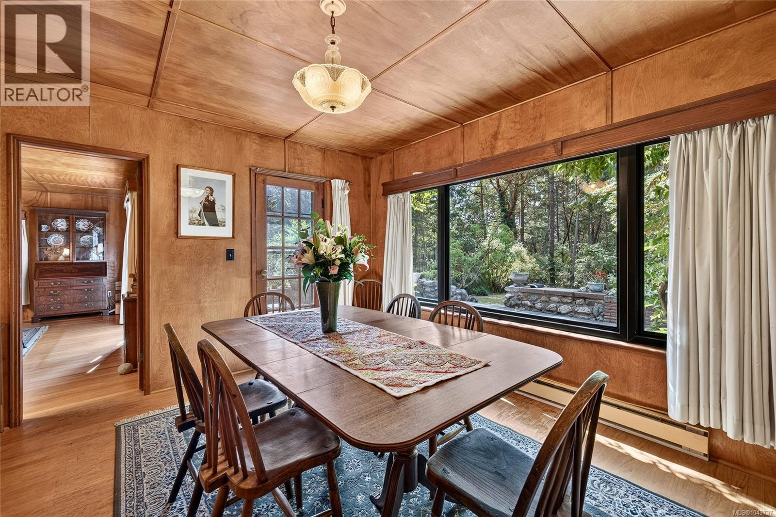 1390 Laurel Rd - 14