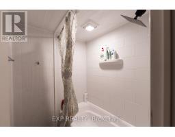 6 Hickling Trail, Barrie, ON L4M5V7 Photo 22