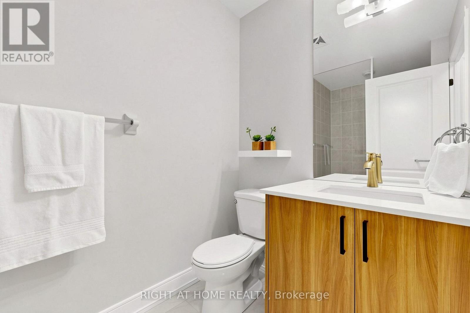 #109 225 SHERWAY GARDENS ROAD - Image 27