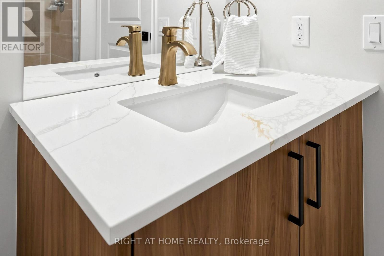 #109 225 SHERWAY GARDENS ROAD - Image 28