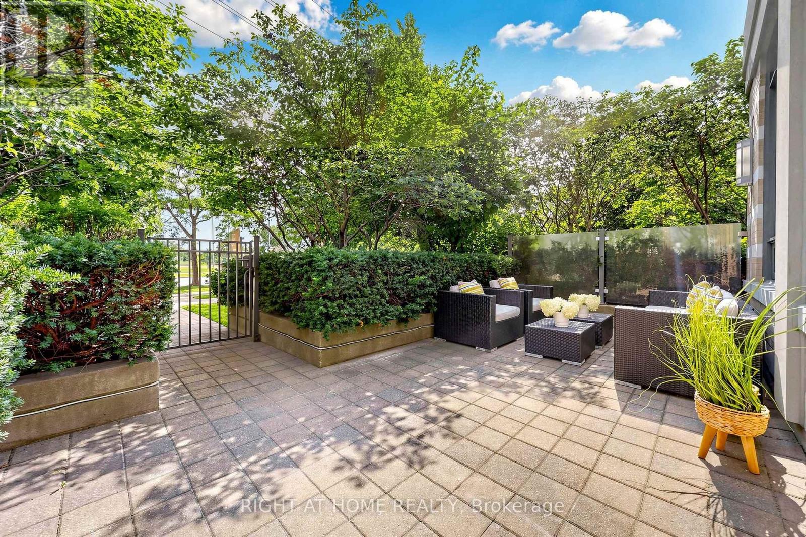 #109 225 SHERWAY GARDENS ROAD - Image 31
