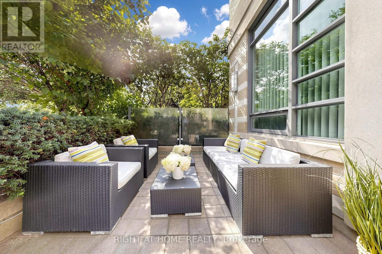 #109 225 SHERWAY GARDENS ROAD - Image 33