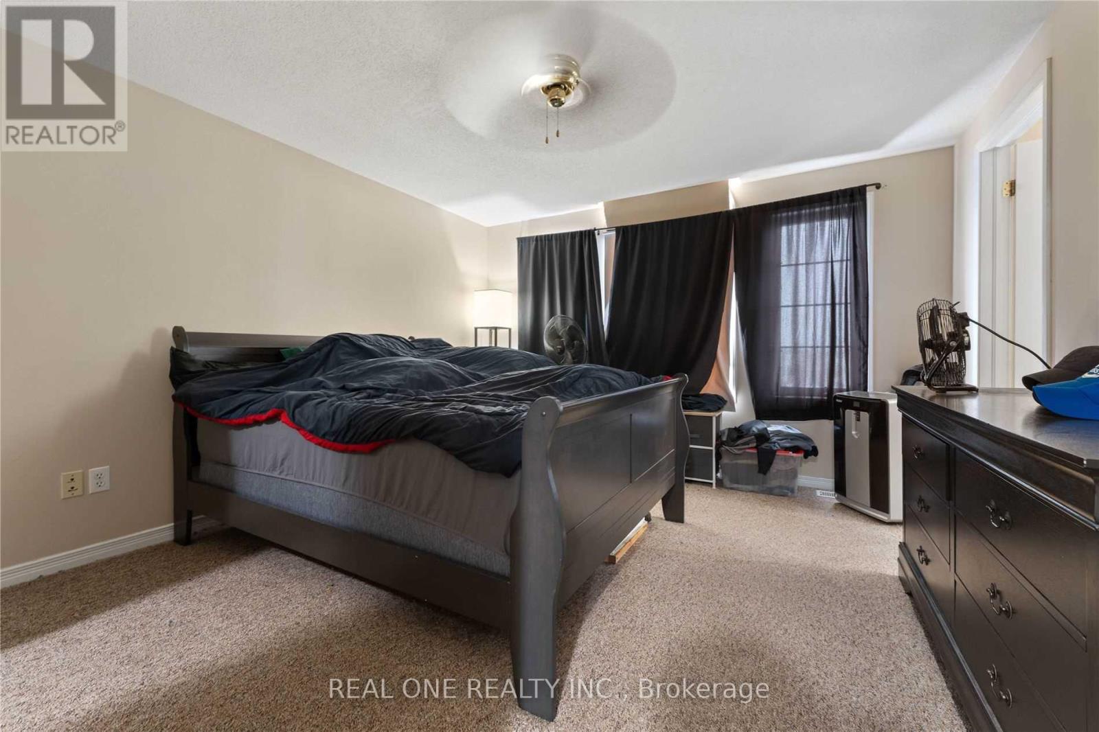 575 VICTORIA ROAD N - Image 11