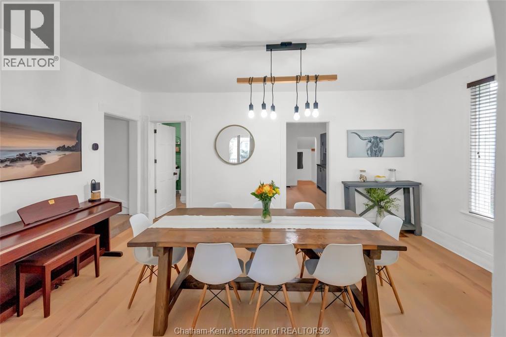 273 St Clair STREET - 17