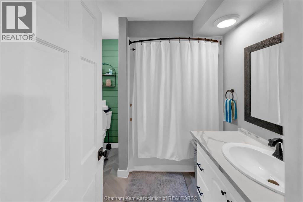 273 St Clair STREET - Image 22