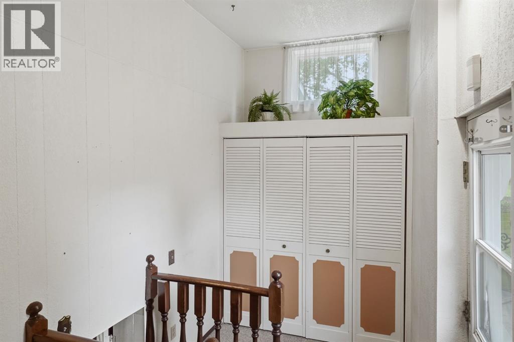 5402 70 Street - Image 9