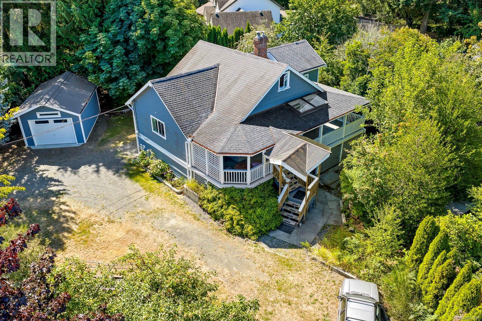 2625 Urquhart Ave - Image 86