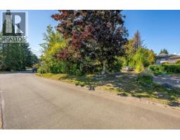 2625 Urquhart Ave, Courtenay, BC V9N6T6 Photo 77