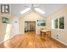2625 Urquhart Ave, Courtenay, BC V9N6T6 Photo 14