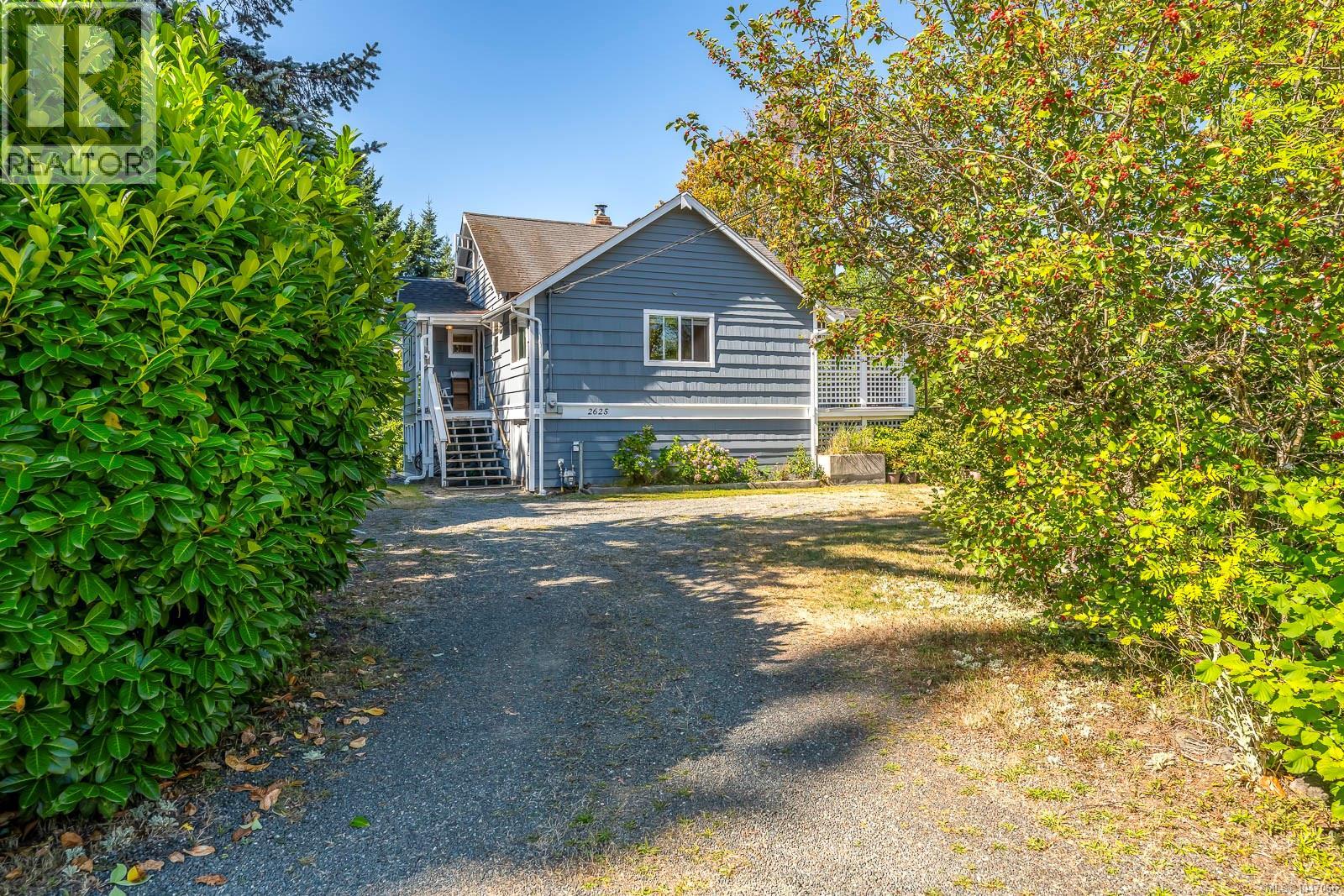 2625 Urquhart Ave - 1