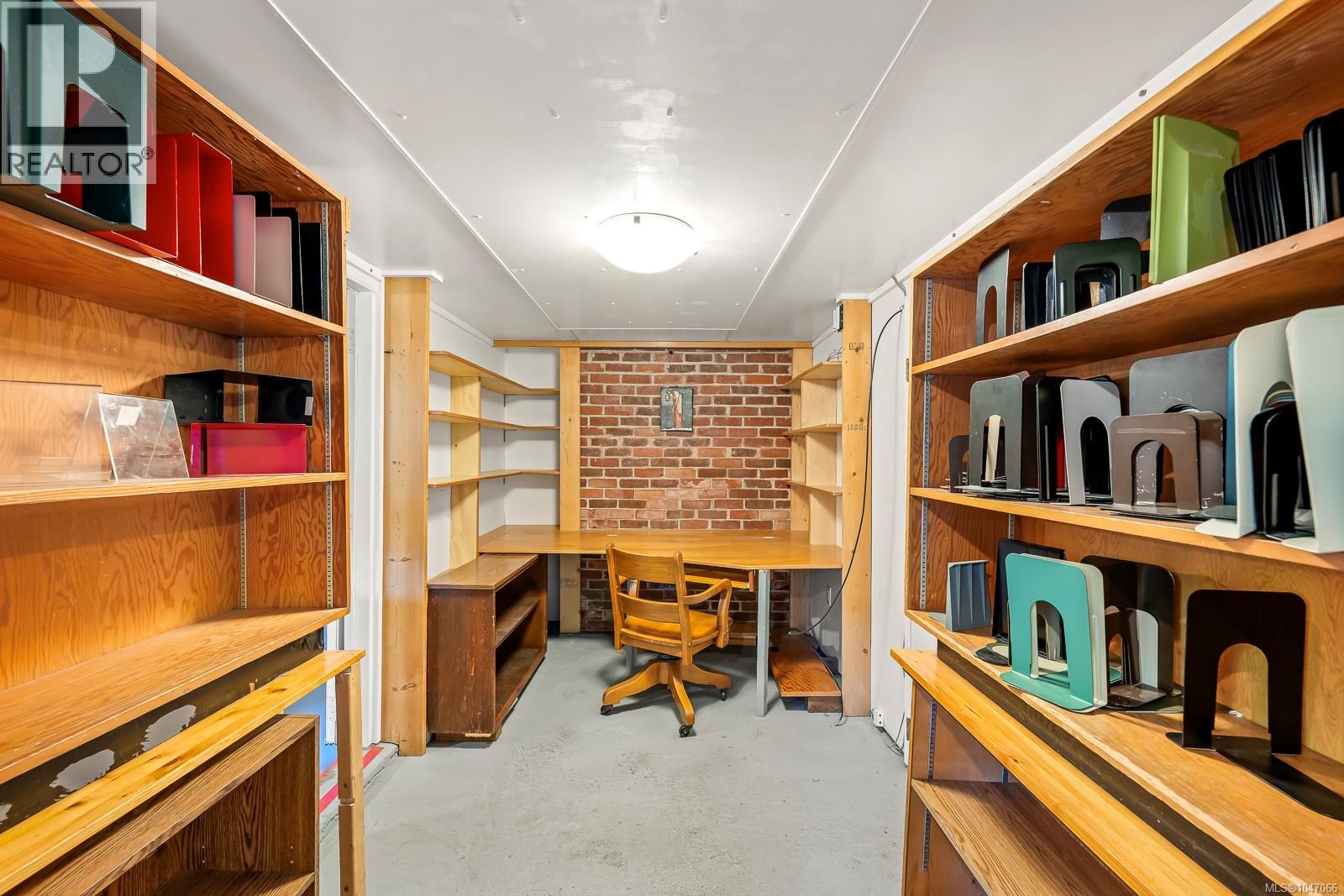 2625 Urquhart Ave - 51