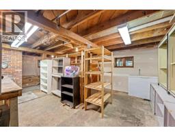 2625 Urquhart Ave, Courtenay, BC V9N6T6 Photo 40
