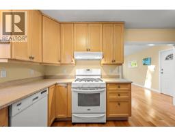 2625 Urquhart Ave, Courtenay, BC V9N6T6 Photo 20