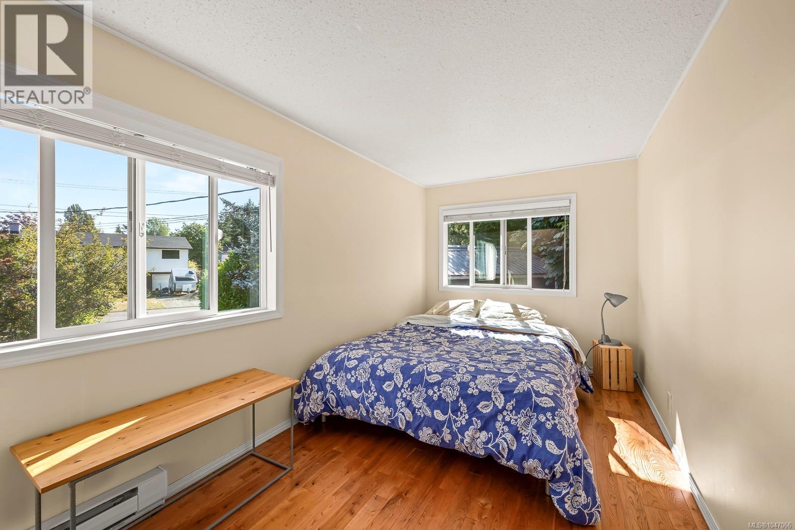 2625 Urquhart Ave - Image 30