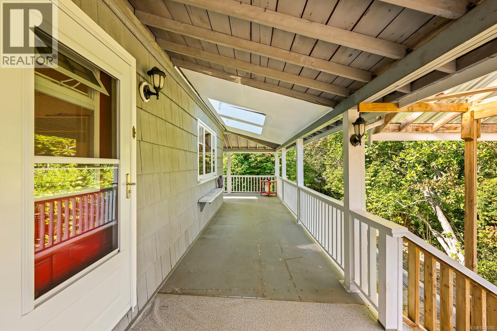 2625 Urquhart Ave - Image 71