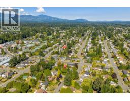 2625 Urquhart Ave, Courtenay, BC V9N6T6 Photo 98