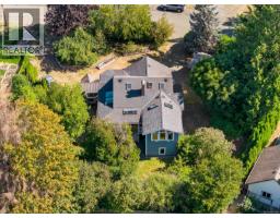2625 Urquhart Ave, Courtenay, BC V9N6T6 Photo 94