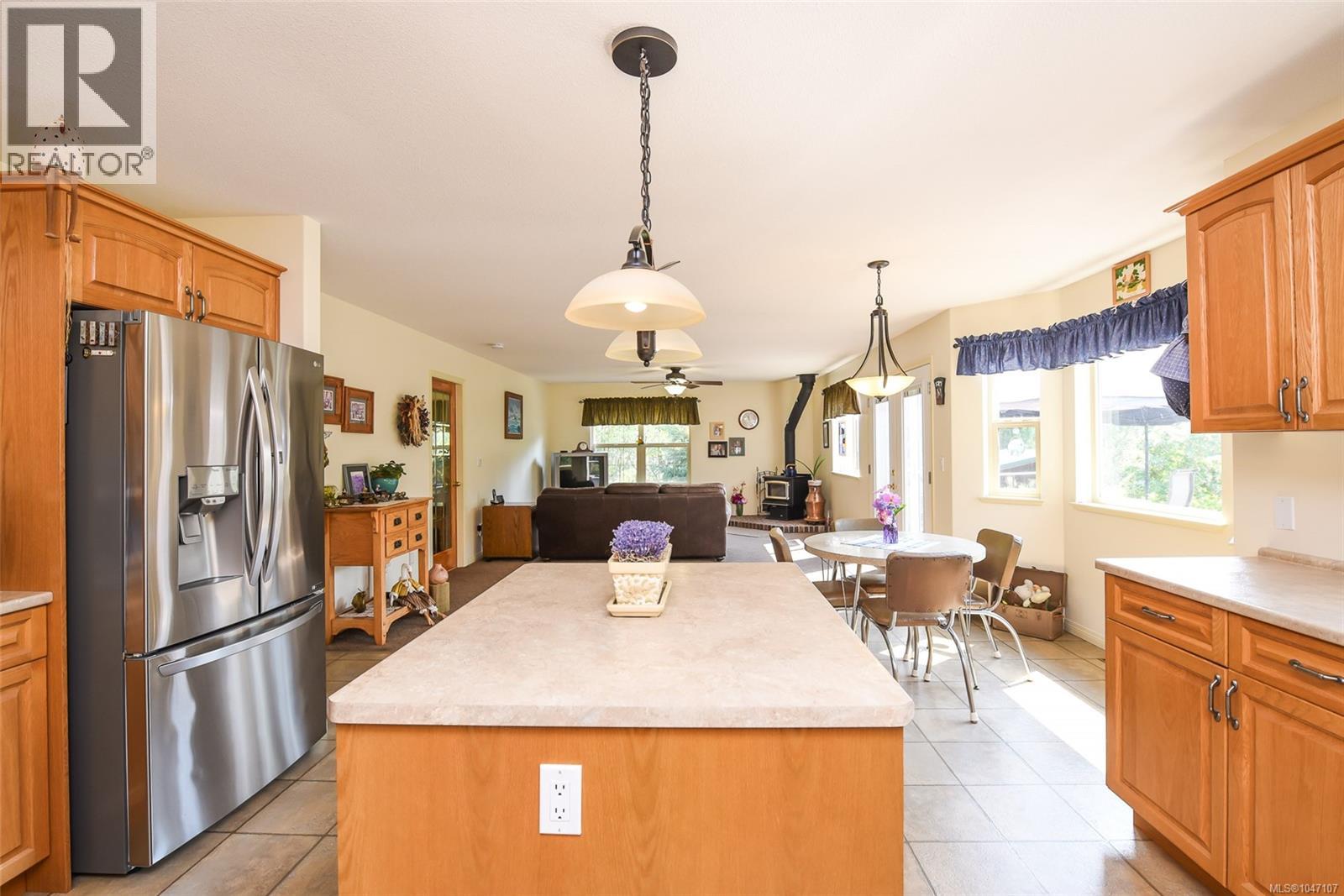 1131 Hecker Rd - Image 41