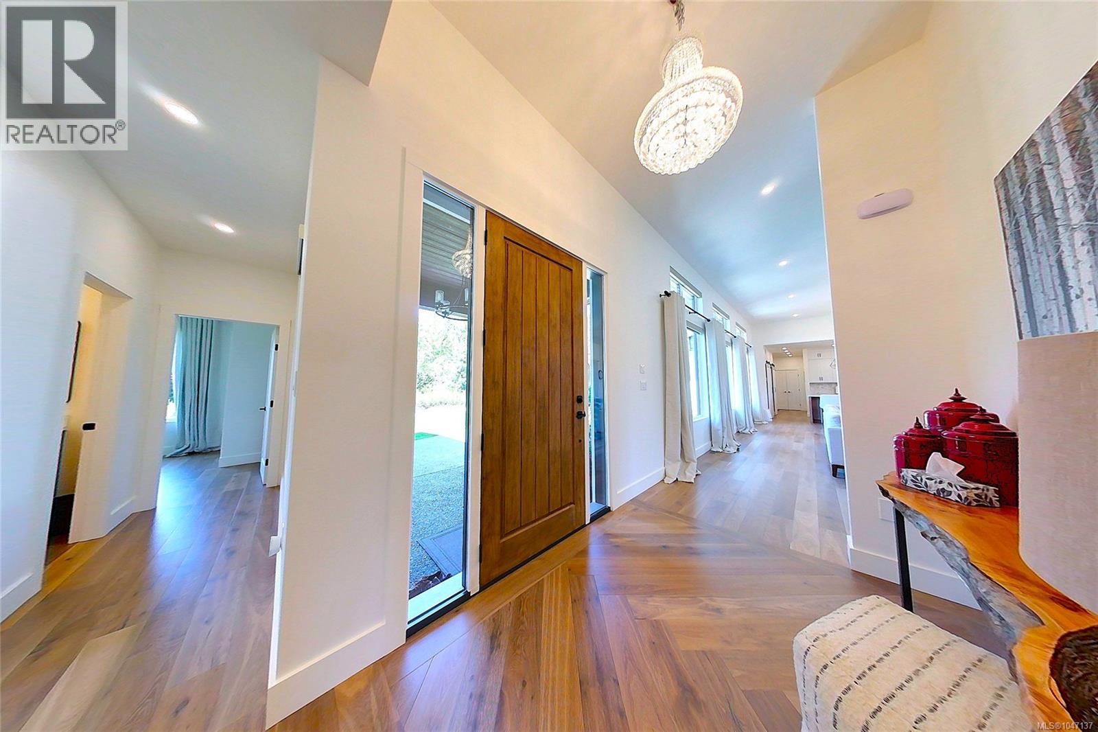 6153 Tebo St - 28