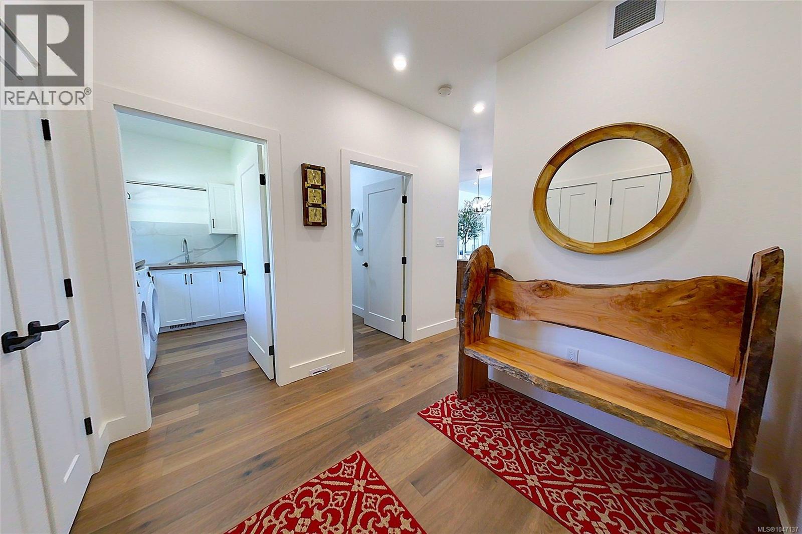 6153 Tebo St - 30