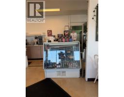 1 10025 Galaran Rd, Sidney, BC V8L5X3 Photo 13