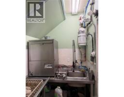 1 10025 Galaran Rd, Sidney, BC V8L5X3 Photo 6