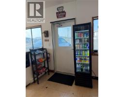 1 10025 Galaran Rd, Sidney, BC V8L5X3 Photo 9