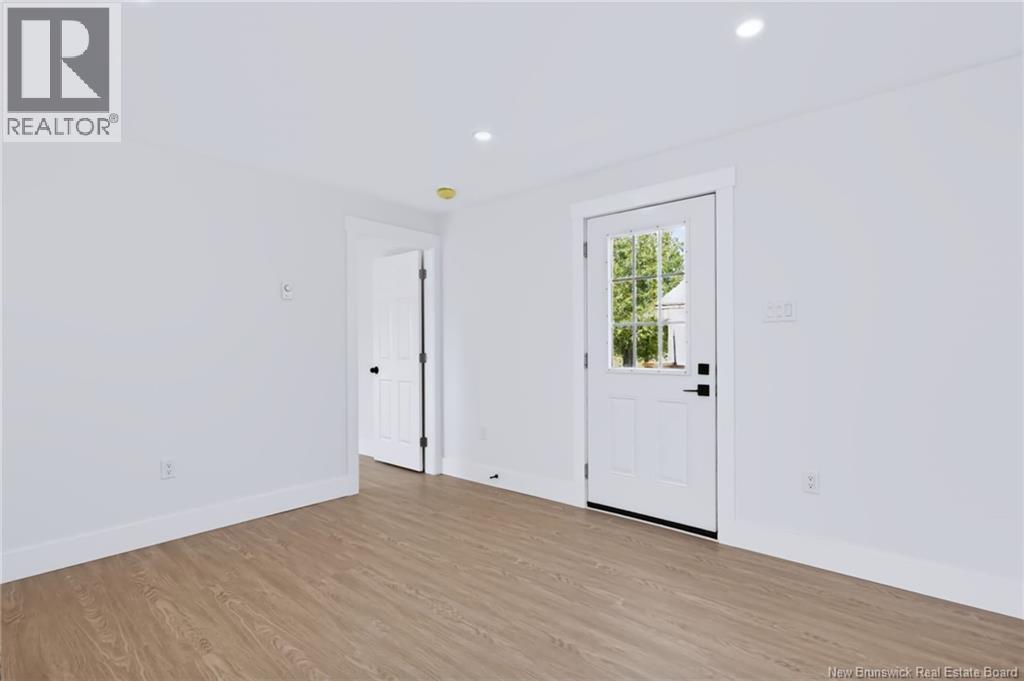 16 Starling Street - Image 16