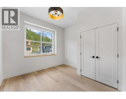 2066 Cortina Drive, Kelowna, BC V1P0B2 Photo 30