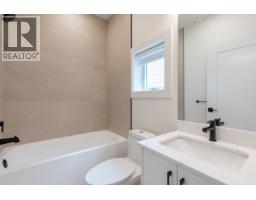 2 3615 Turner Street, Vancouver, BC V5K2J2 Photo 15