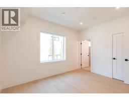 2 3615 Turner Street, Vancouver, BC V5K2J2 Photo 18