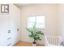 2 3613 Turner Street, Vancouver, BC V5K2J2 Photo 13
