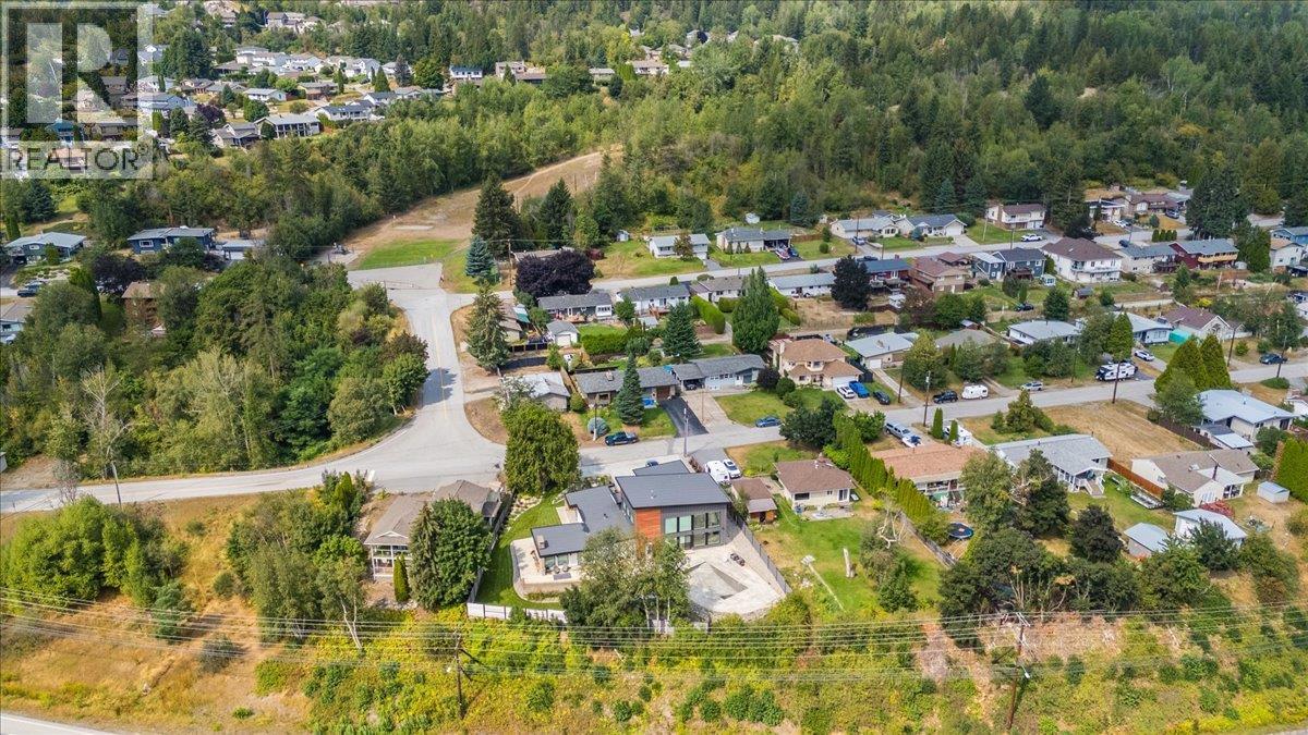 3429 8TH Avenue - Image 75