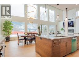 Dining room - 3429 8th Avenue, Castlegar, BC V1N4L1 Photo 11