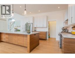 Loft - 3429 8th Avenue, Castlegar, BC V1N4L1 Photo 9