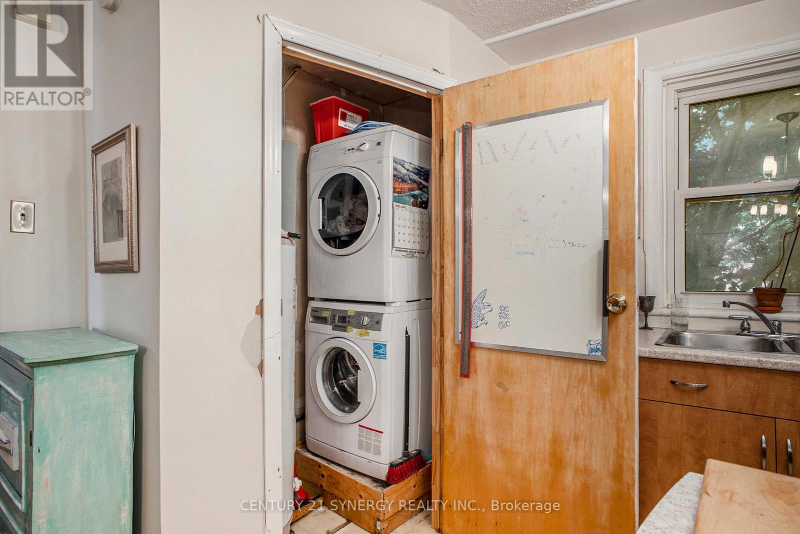 327 RICHELIEU AVENUE - Image 31