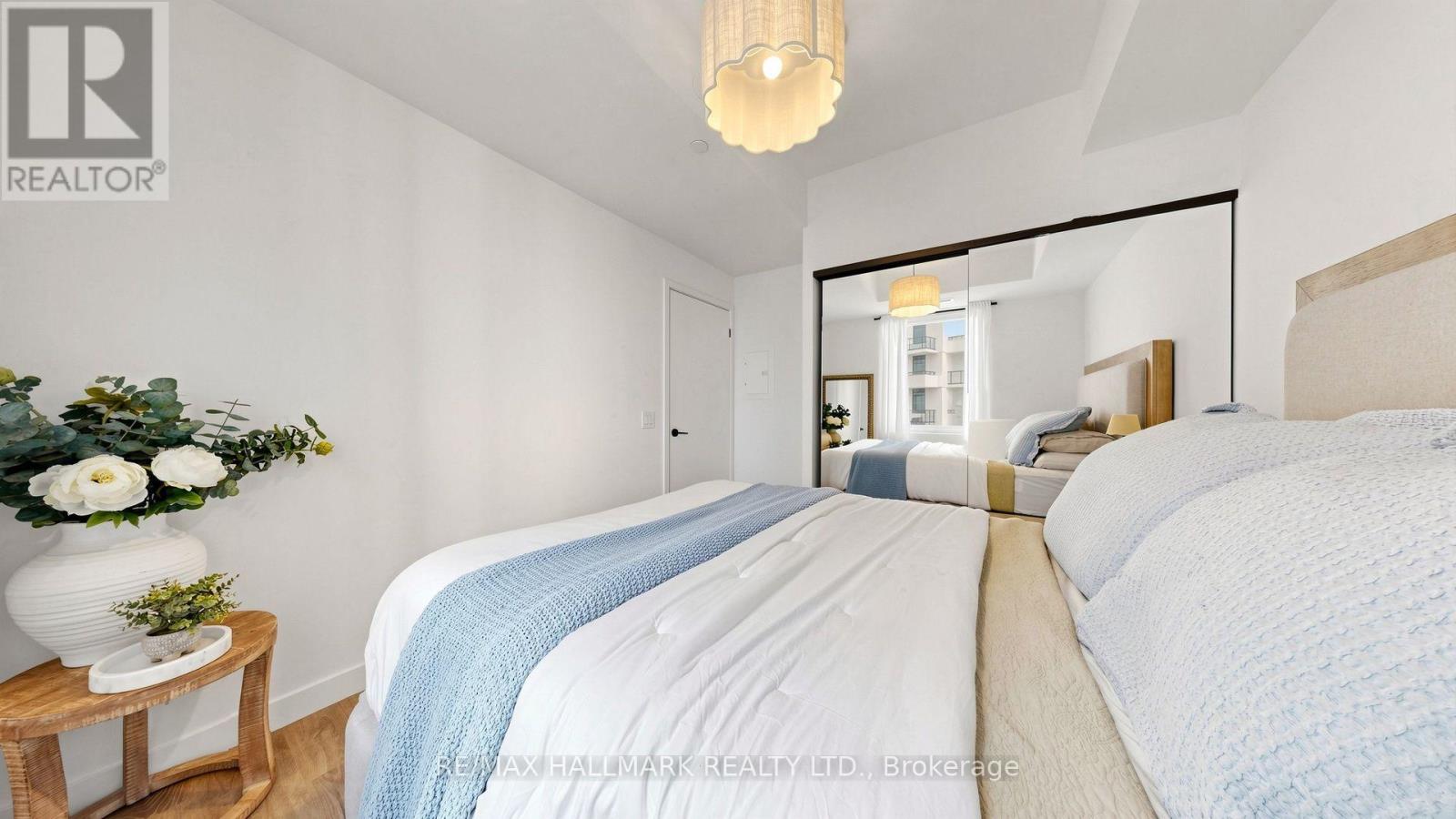 #823 1050 EASTERN AVENUE - 18