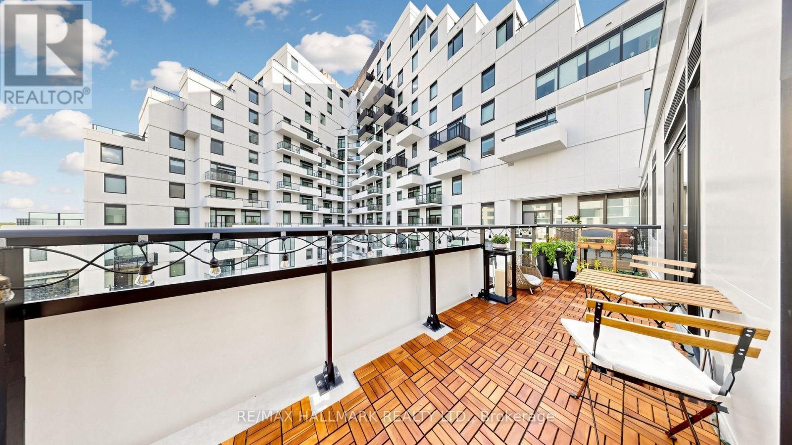 #823 1050 EASTERN AVENUE - 28