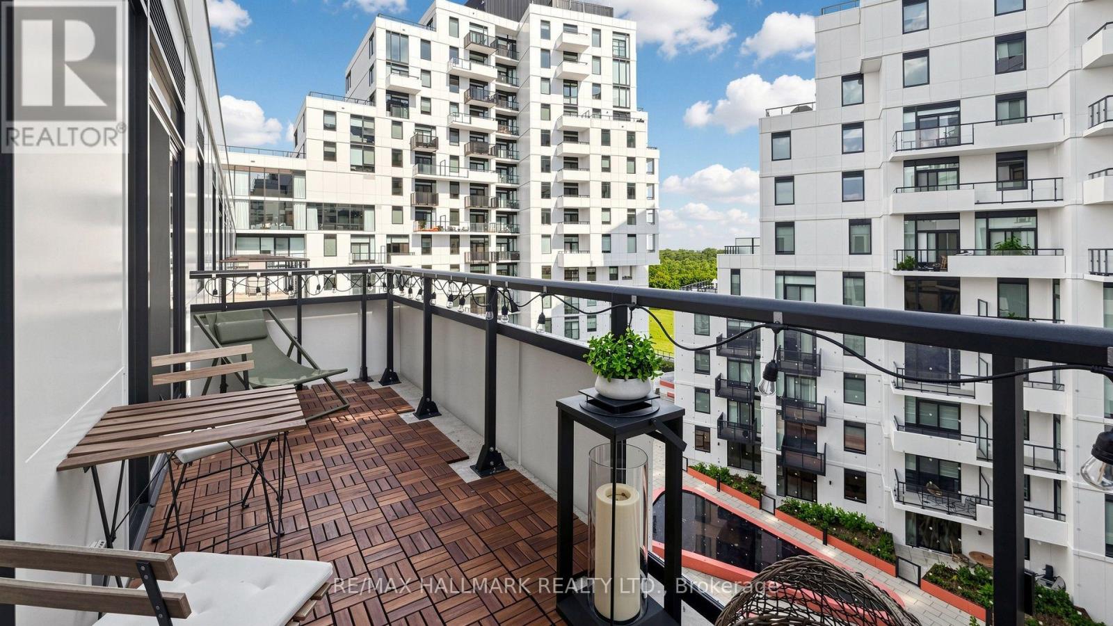 #823 1050 EASTERN AVENUE - Image 32