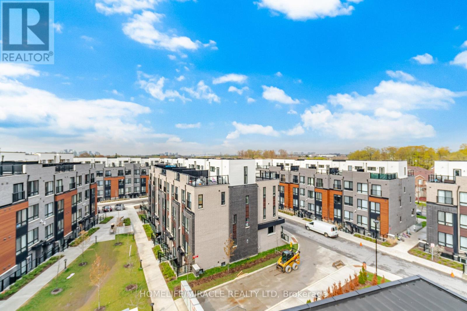 #20 30 LIBEN WAY - Image 36