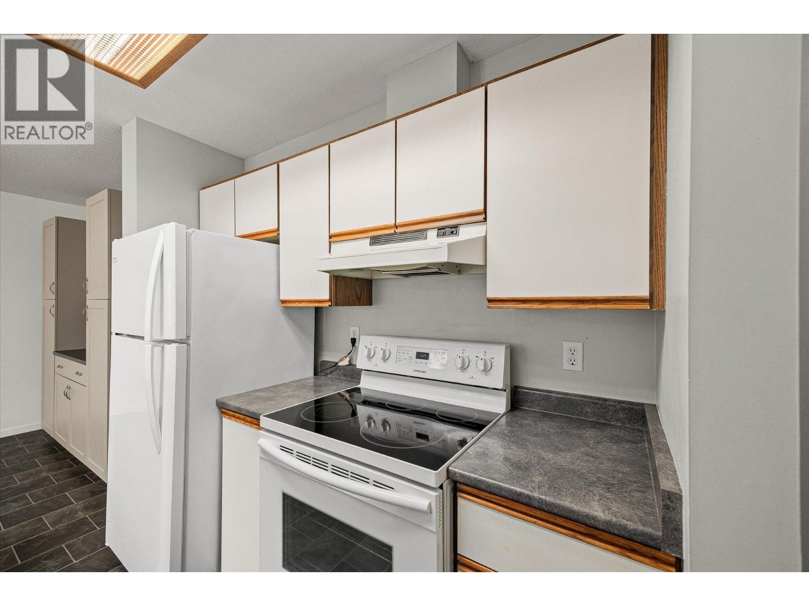 #406 780 Houghton Road - Image 8
