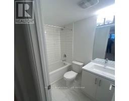 81 - 39 Honeycrisp Crescent, Vaughan, ON L4K0N6 Photo 11