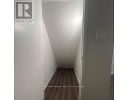 81 - 39 Honeycrisp Crescent, Vaughan, ON L4K0N6 Photo 8