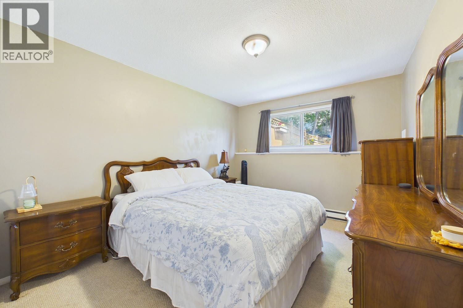 747 Hollywood Road S, Kelowna