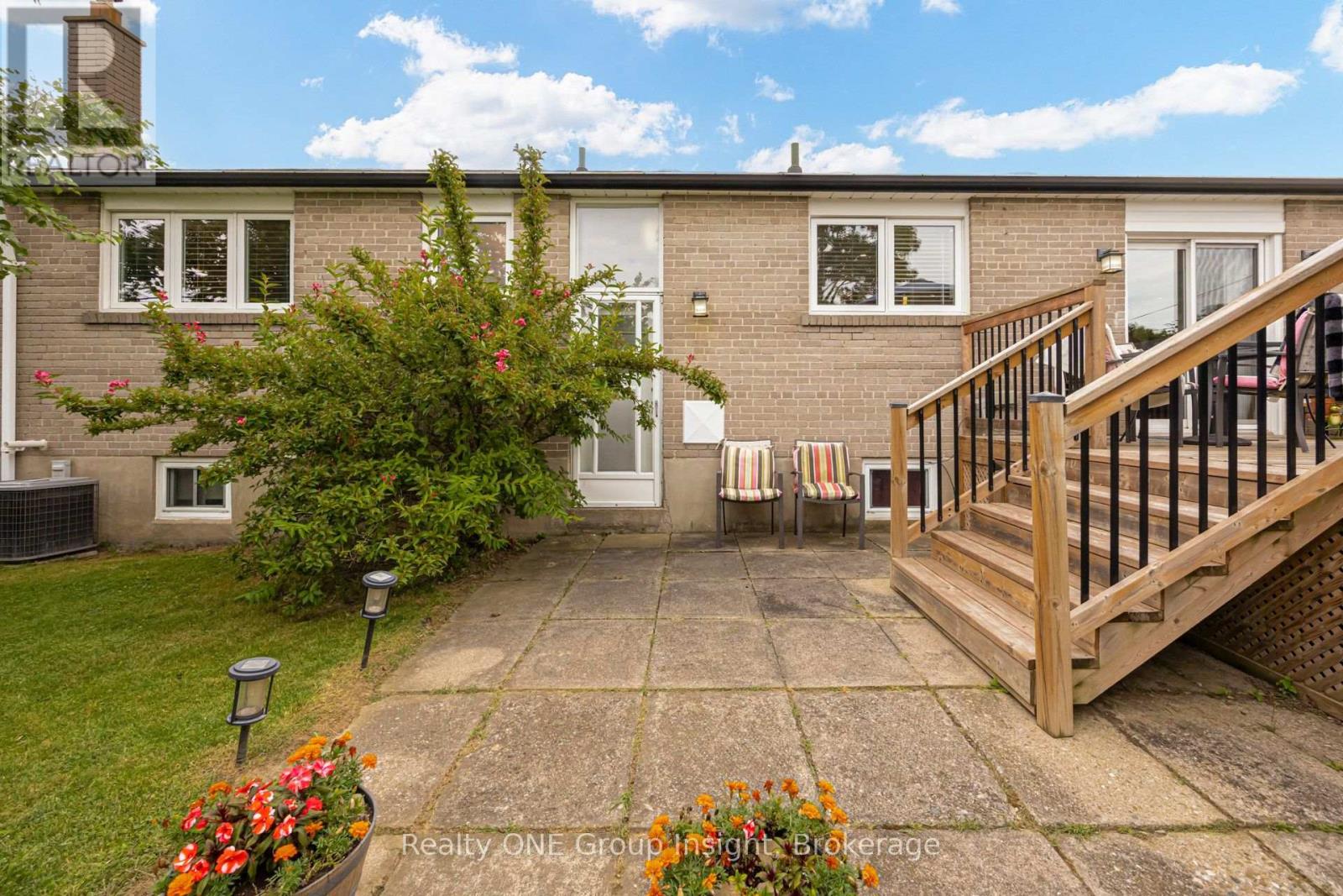 150 AVONDALE BOULEVARD - Image 40