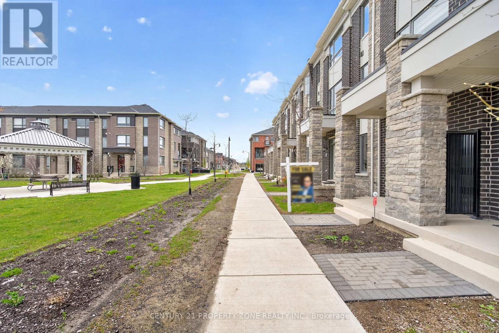 #42 51 SUMMER WIND LANE - 49