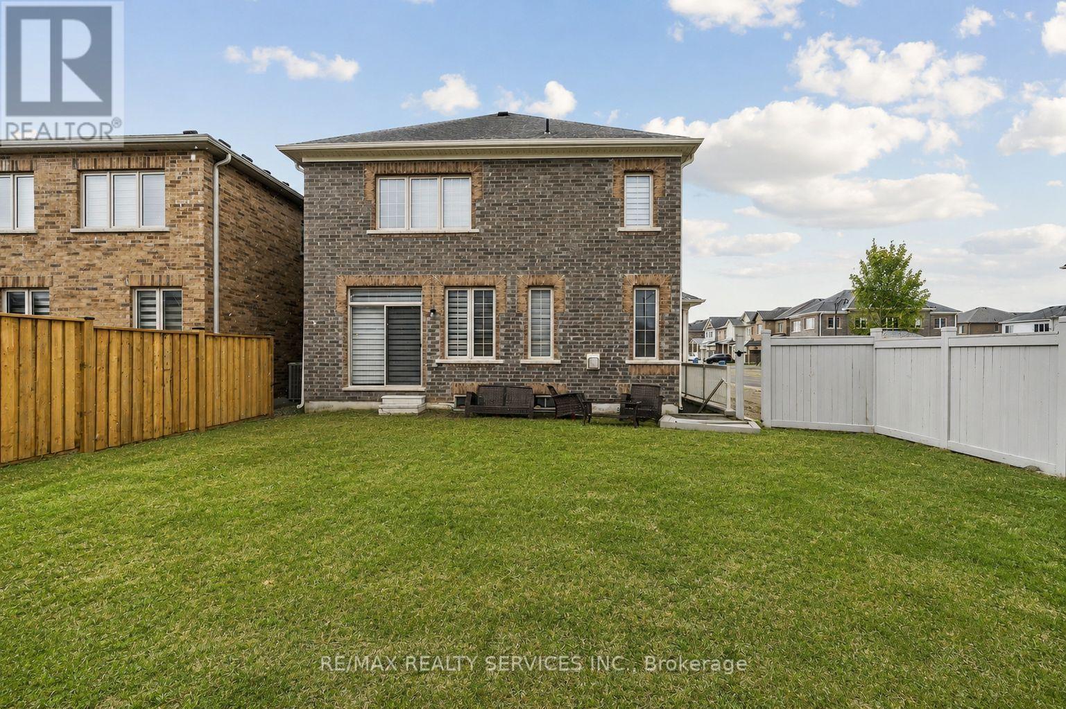 525 RED ELM ROAD - 34